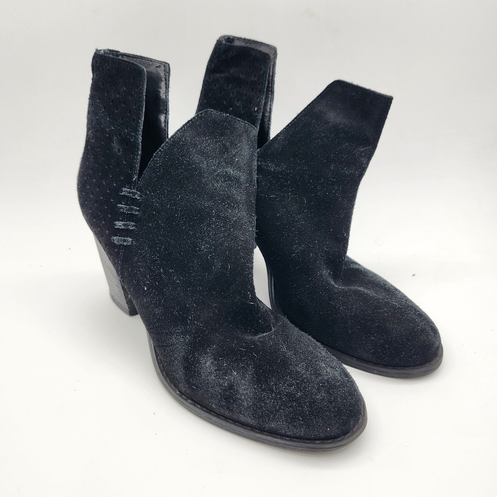 Steve Madden Shepp Black Suede V-Cut‎ Block Heel Ankle Boots Womens 7M